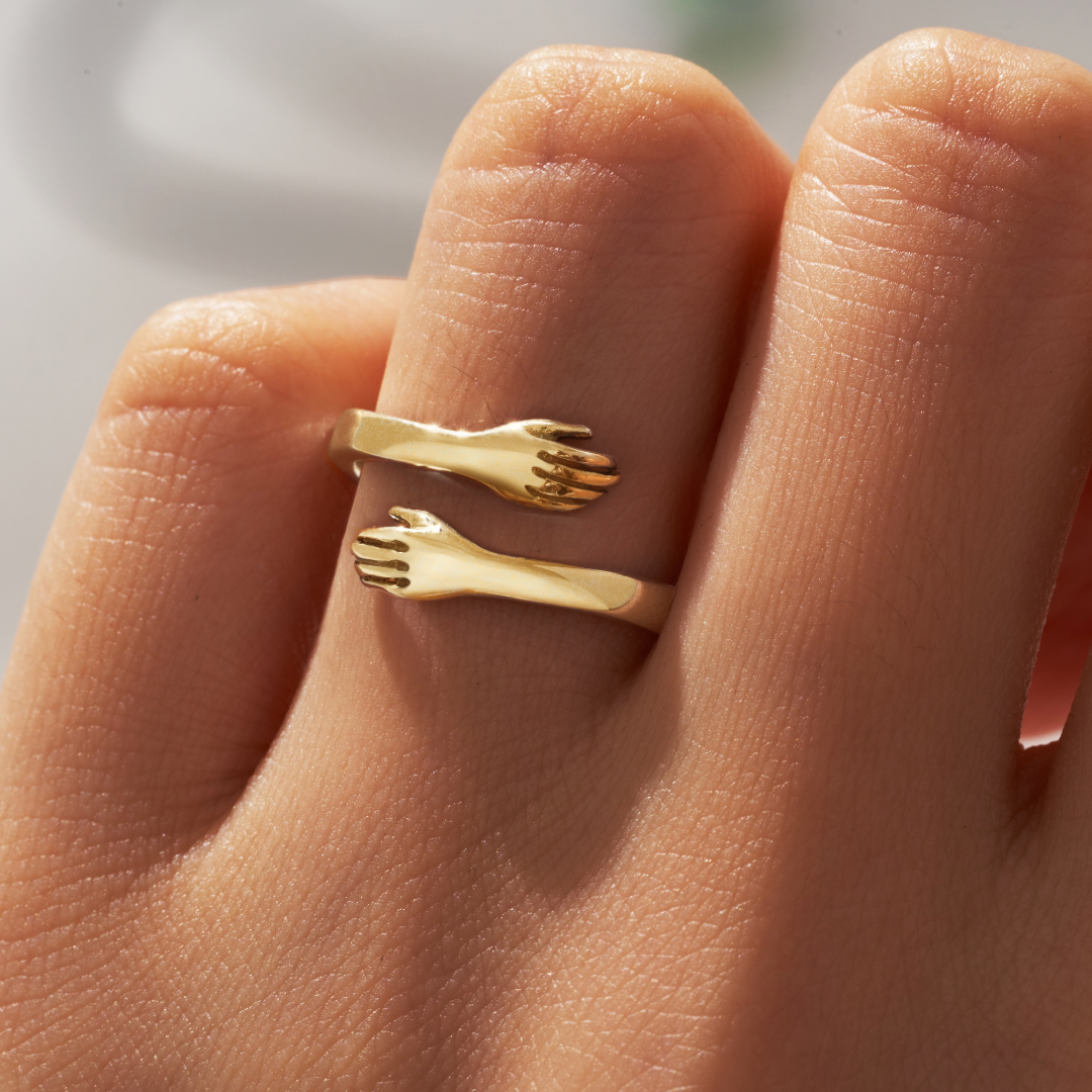 Scorpio Hug Ring